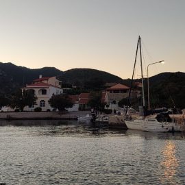 Al pontile di Othonoi